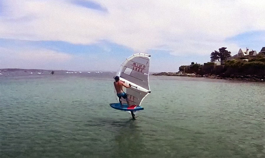rider winging starboard ace foil 2024 in low wind condition